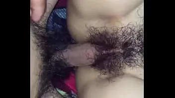 Jouer T con bé hàng xóm nc ln kêu rom róp