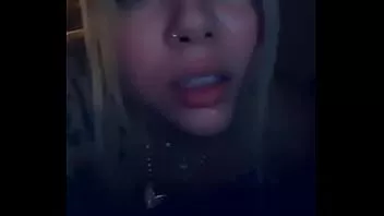 play Tambahkan saya di twitter @thickwithit93 untuk melihat saya ditiduri oleh semua teman saya