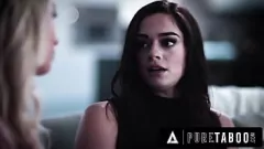 Reproducir Seth Gamble, Sophia Burns y Rachael Cavalli en un asunto controvertido