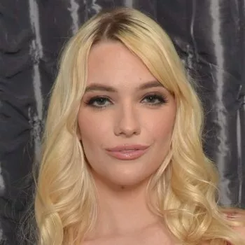Star du porno Kenna James