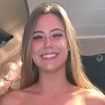 Star du porno Avery Cristy