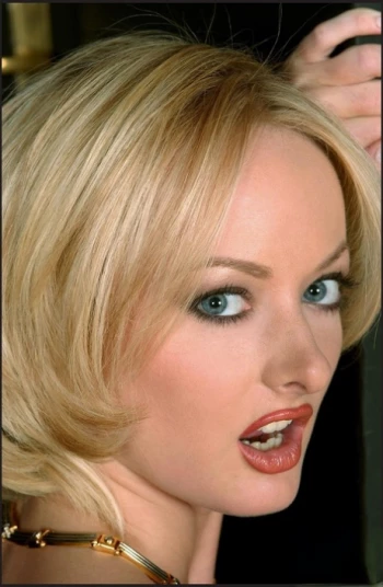 পর্নস্টার Melissa Lauren